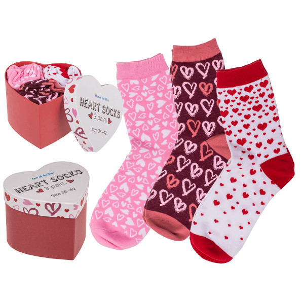 Moteriškų kojinių rinkinys "Širdelės" dovanų dėžutėje (3 poros)