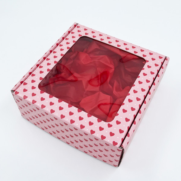 Dovanų dėžutė, su širdelėmis 185x195x75mm