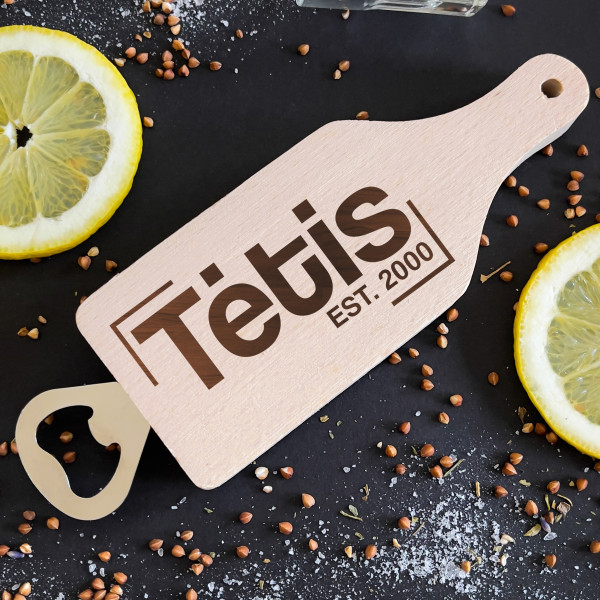 Butelio atidarytuvas - pjaustymo lentelė "Tėtis" su Jūsų pasirinktais metais Butelio atidarytuvas - pjaustymo lentelė "Tėtis" su Jūsų pasirinktais metais