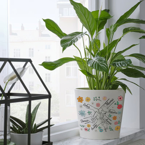 Elegantiškas vazonas "Mama ir vaikai" su vaikų vardais