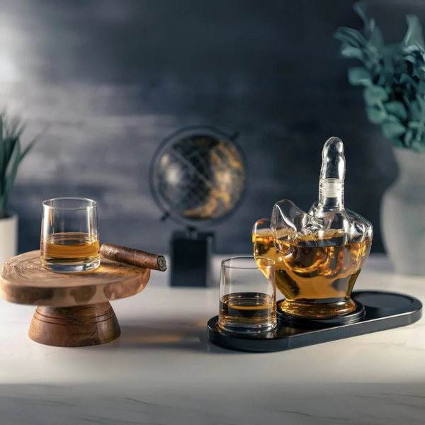 Grafino ir 2 stiklinių rinkinys "Middle Finger"