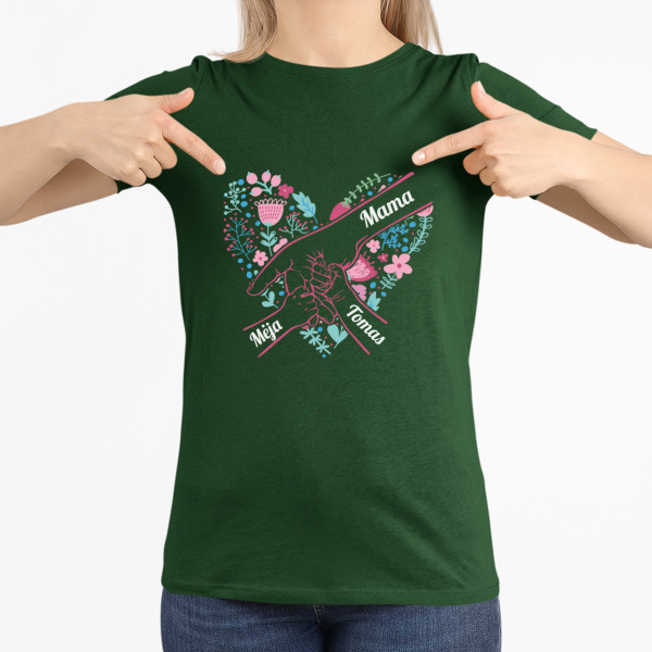 Moteriški marškinėliai "Mamos širdis" su pasirinktais vaikų vardais